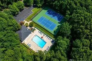 354 N McDowell Dr, East Brunswick Township, NJ 08816 - Photo 37