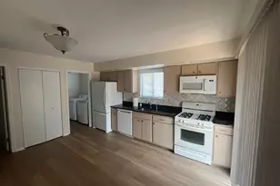 16 Wisteria Ct, South Brunswick Township, NJ 08852 - Photo 5