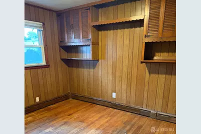 38 Raritan Avenue, Port Reading, NJ 07064 - Photo 3