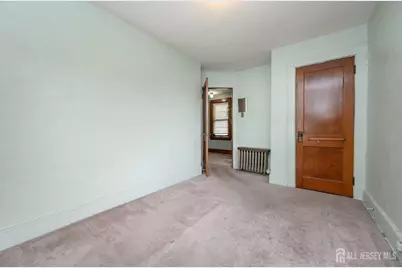 862 Gibbons Court, Elizabeth, NJ 07202 - Photo 19
