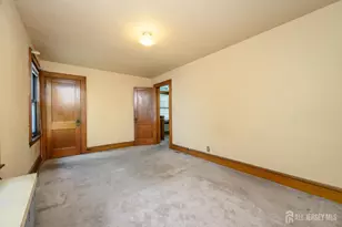 862 Gibbons Ct, Elizabeth, NJ 07202 - Photo 17