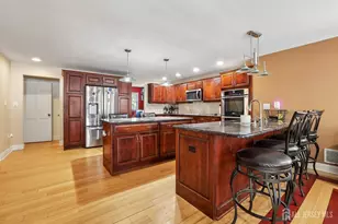 289 Franklin Rd, North Brunswick Township, NJ 08902 - Photo 1