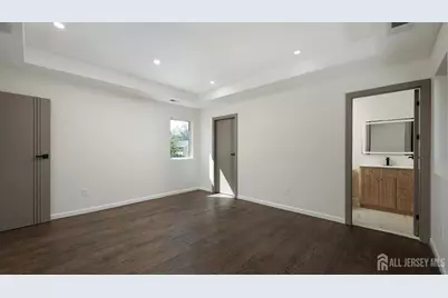 13 Columbus Avenue, Edison, NJ 08817 - Photo 17