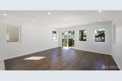 13 Columbus Avenue, Edison, NJ 08817 - Photo 9