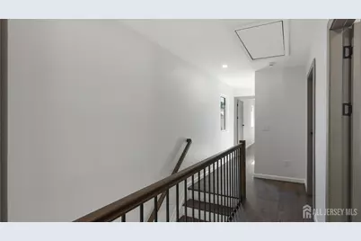 13 Columbus Avenue, Edison, NJ 08817 - Photo 15