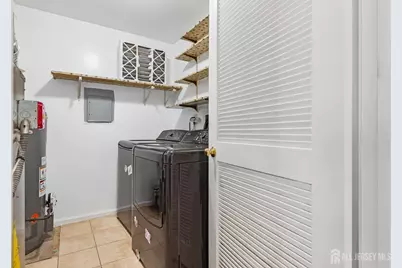 70 Mill Run W, Hightstown, NJ 08520 - Photo 21