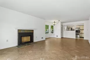 70 Mill Run W, Hightstown, NJ 08520 - Photo 11
