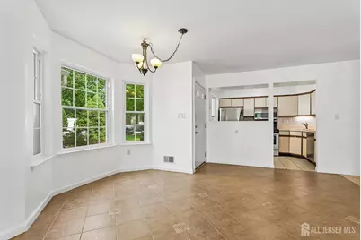70 Mill Run W, Hightstown, NJ 08520 - Photo 7