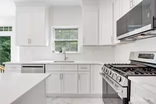 56 Chesapeake Rd, South Brunswick Township, NJ 08852 - Photo 23