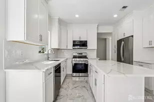 56 Chesapeake Rd, South Brunswick Township, NJ 08852 - Photo 17