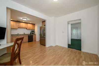 328 Runyon Avenue, Middlesex, NJ 08846 - Photo 11