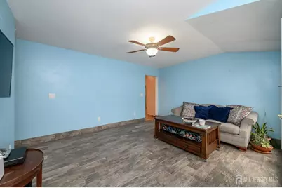 328 Runyon Avenue, Middlesex, NJ 08846 - Photo 17