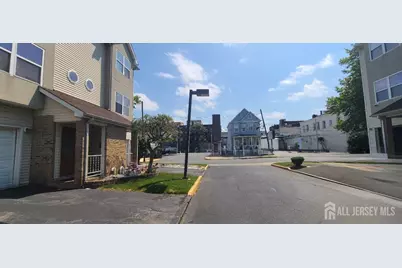 110 Jefferson Street, Perth Amboy, NJ 08861 - Photo 13