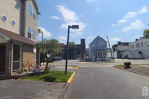 110 Jefferson St, Perth Amboy, NJ 08861 - Photo 13