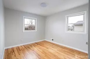 16 Outcalt Rd, Middlesex, NJ 08817 - Photo 11