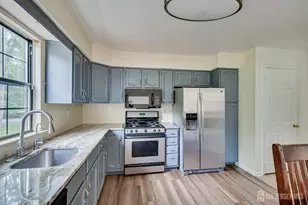 503 Timber Oaks Rd, Edison, NJ 08820 - Photo 17