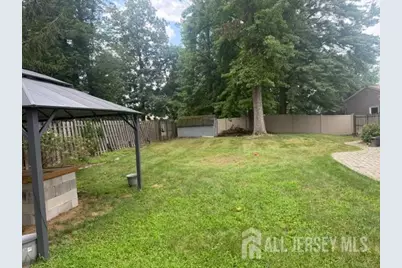 16 Wakefield Drive, Edison, NJ 08820 - Photo 25