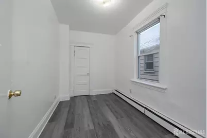 922 Amboy Avenue, Perth Amboy, NJ 08861 - Photo 23
