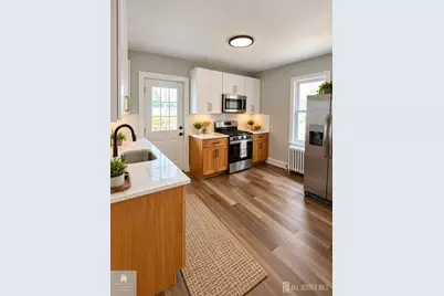897 Port Reading Avenue, Port Reading, NJ 07064 - Photo 3