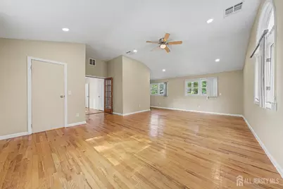 41 Montclair Avenue, Edison, NJ 08820 - Photo 13