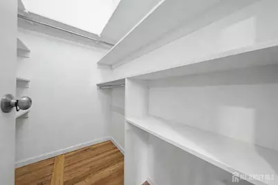 41 Montclair Avenue, Edison, NJ 08820 - Photo 15