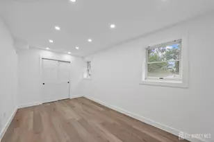 1834 Holly Rd, North Brunswick Township, NJ 08902 - Photo 33