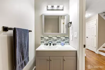 61 Lawrence Street, New Brunswick, NJ 08901 - Photo 15