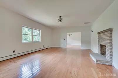 120 Codington Avenue, Franklin Township, NJ 08873 - Photo 5