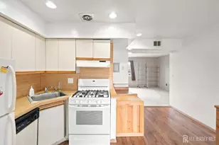 44 Judson St, Edison, NJ 08837 - Photo 11