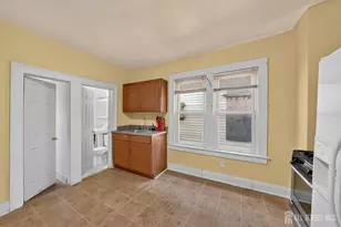 128 Suydam St, New Brunswick, NJ 08901 - Photo 3
