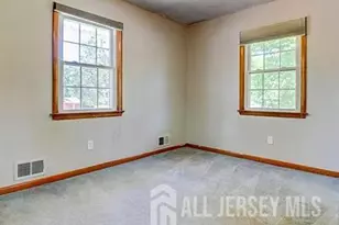 29 Orris Ave, Piscataway Township, NJ 08854 - Photo 5