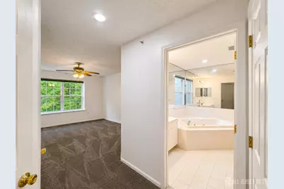 207 Prestwick Way, Edison, NJ 08820 - Photo 11