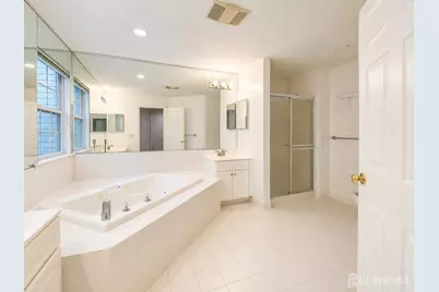 207 Prestwick Way, Edison, NJ 08820 - Photo 13