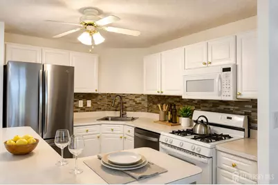 207 Prestwick Way, Edison, NJ 08820 - Photo 3