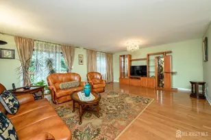614 Maple Hill Dr, Woodbridge Township, NJ 07095 - Photo 5