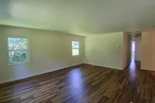 6 Flower Rd, Franklin Township, NJ 08873 - Photo 9