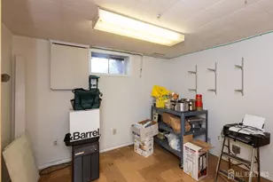 36 Brookfall Rd, Edison, NJ 08817 - Photo 25