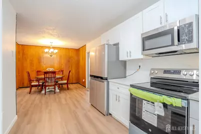 4 Hunterdon Avenue, Monroe Township, NJ 08831 - Photo 17