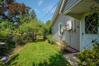 4 Hunterdon Avenue, Monroe Township, NJ 08831 - Photo 39