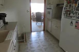 14 Sterling Ct, Perth Amboy, NJ 08861 - Photo 9