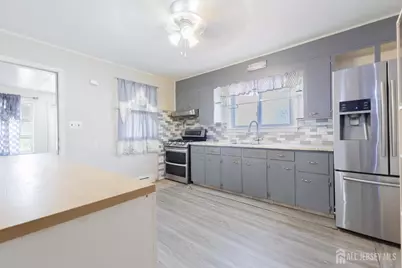 100 Washington Road, Sayreville, NJ 08872 - Photo 5