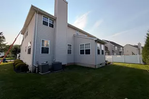 87 Timberhill Dr, Franklin Township, NJ 08823 - Photo 29