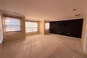 87 Timberhill Dr, Franklin Township, NJ 08823 - Photo 13