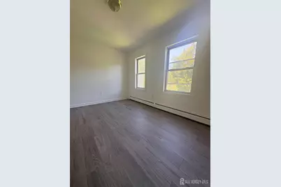 661 Catherine Street #2B, Perth Amboy, NJ 08861 - Photo 9