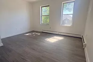 661 Catherine St, Perth Amboy, NJ 08861 - Photo 5