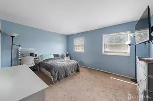 25 Hudson Rd, East Brunswick Township, NJ 08816 - Photo 15