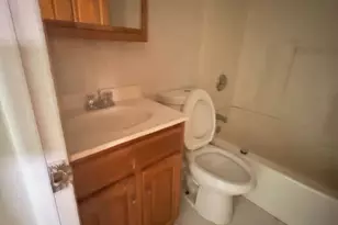 661 Catherine St, Perth Amboy, NJ 08861 - Photo 5