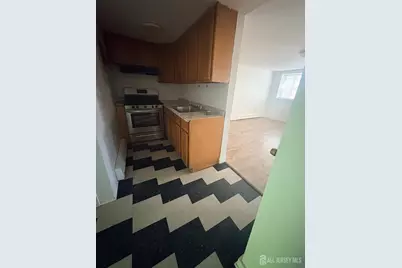 661 Catherine Street #1C, Perth Amboy, NJ 08861 - Photo 3
