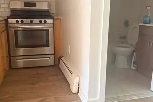 661 Catherine St, Perth Amboy, NJ 08861 - Photo 3