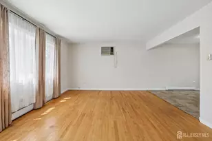 18 Carlton Ave, Monroe Township, NJ 08331 - Photo 3